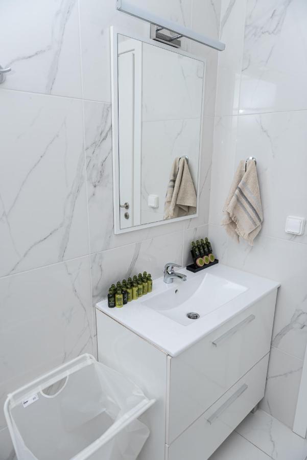 Design Apartment With Swimming Pool Near The Beach Афины Экстерьер фото